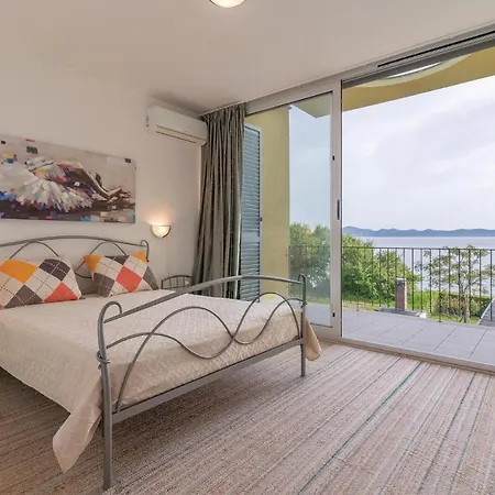 Two-bedroom In Appartement