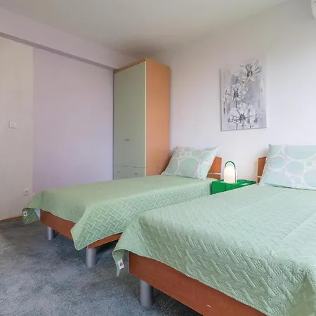 Appartement Two-bedroom In *